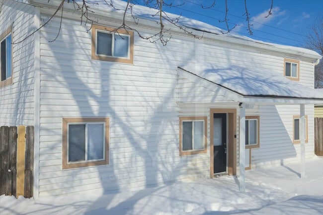 Building Photo - 2918 W Mooresville Rd