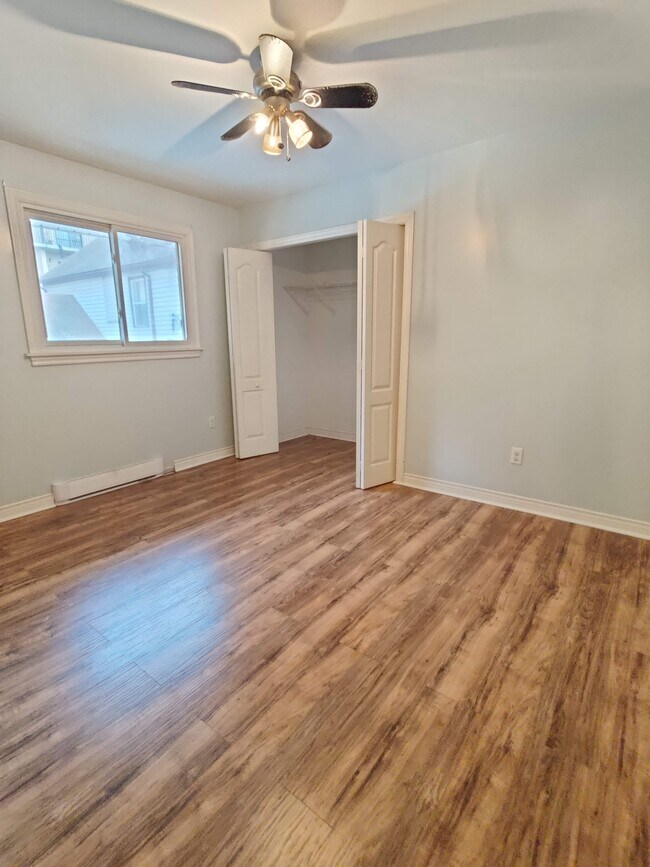 Photo - 234 Brock St