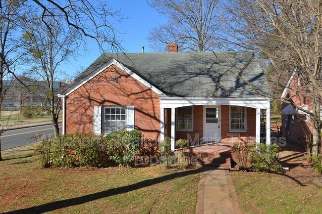 Photo - 3701 Turrentine St House