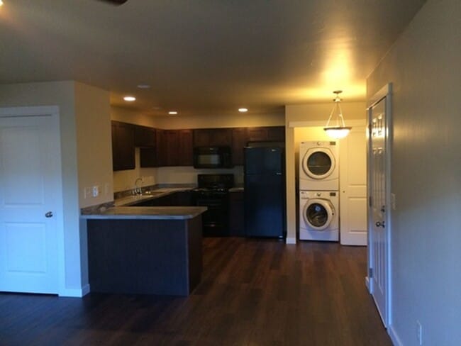 2240#4 Baxter Lane-Gibbs - 2240#4 Baxter Lane-Gibbs Apartment Unit 2240#4