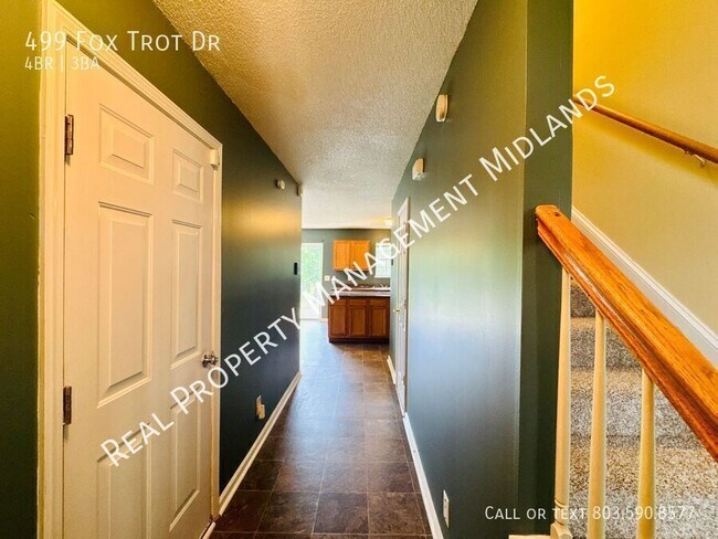 Photo - 499 Fox Trot Dr