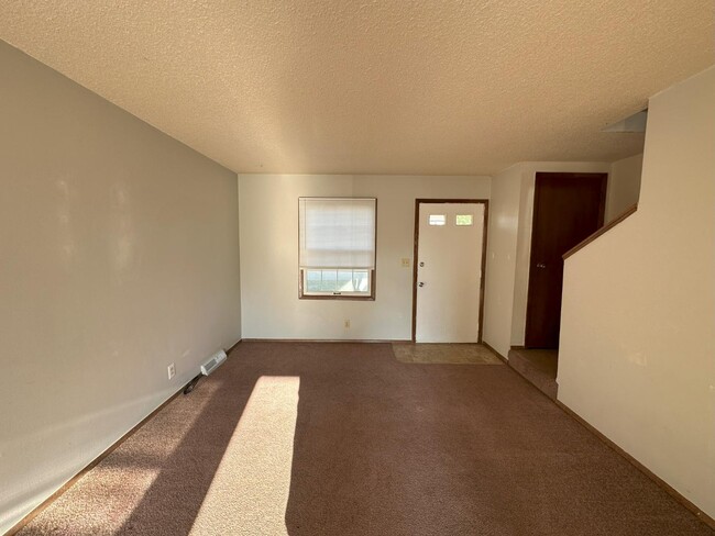 Photo - 32-46 Manor Drive - 42