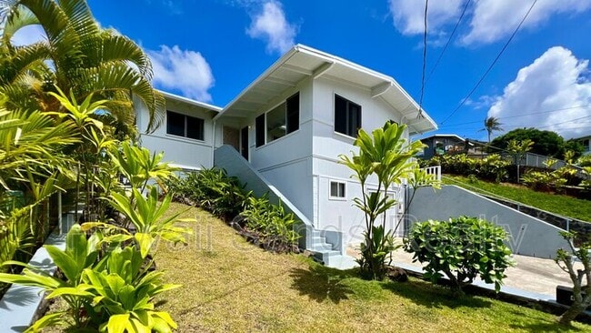 Photo - 44-123 Mikiola Dr