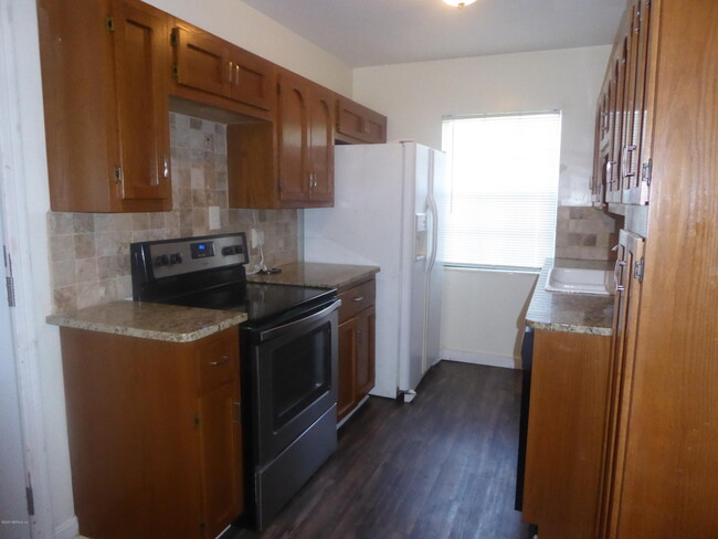 Photo - 3835 Cambay Pl