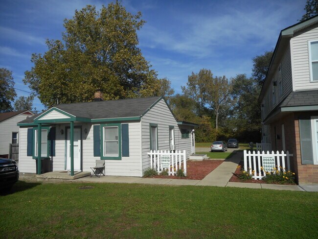 Photo - 26672 W Huron River Dr Unit 26672