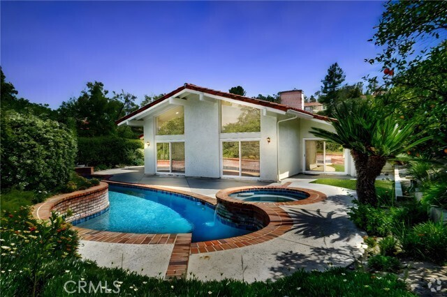 Building Photo - 23415 Park Hacienda Rental