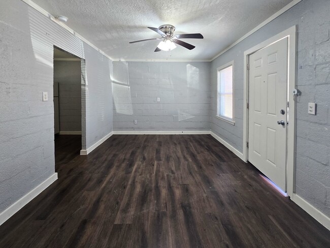 Building Photo - 415 N Beauregard St Unit 28 Rental