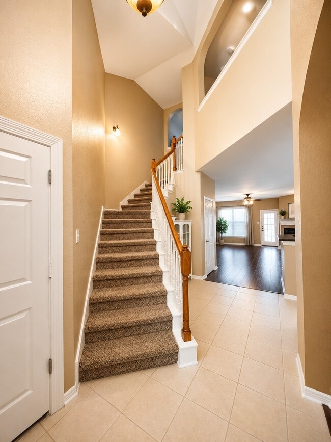 Photo - 14427 Red Tailed Hawk Ln