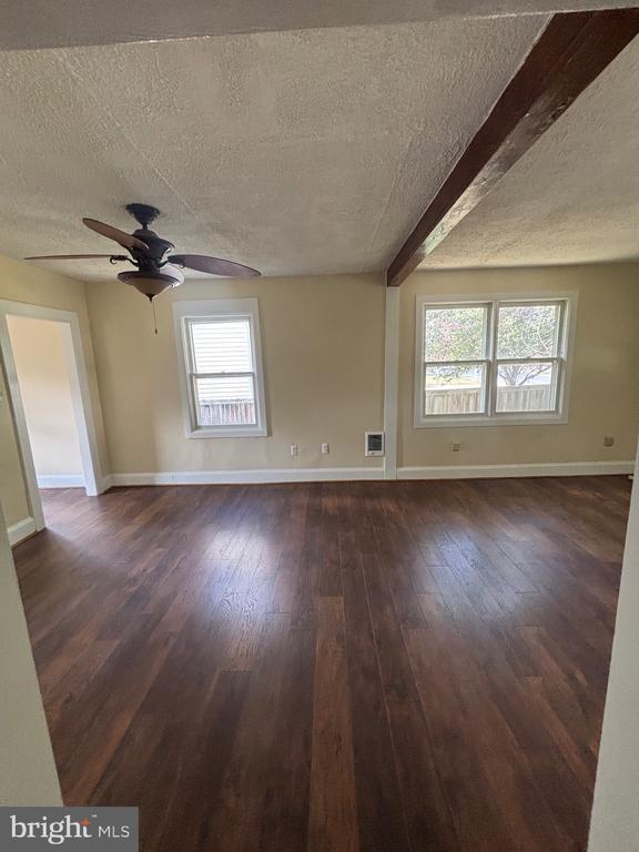 Photo - 505 York Ave