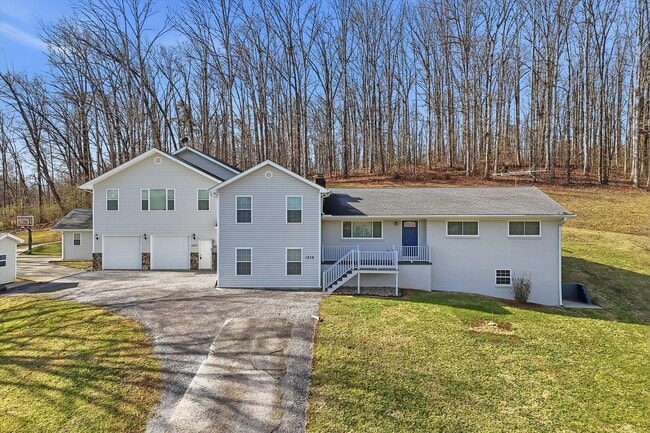 Photo - 1839 Crumley Rd