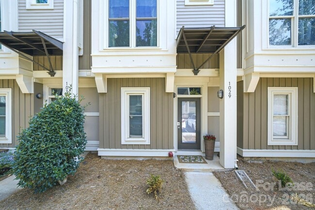 Photo - 1029 Park West Dr