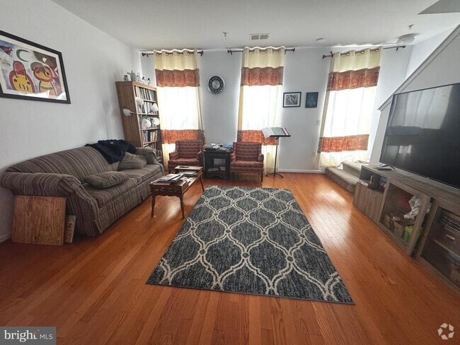 Building Photo - 108 Moore Dr Rental
