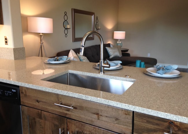 Photo - Beautiful 3 Bed/2.5 Bath Townhome in Great Location - Vail Lane