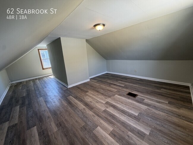 Photo - 62 Seabrook St