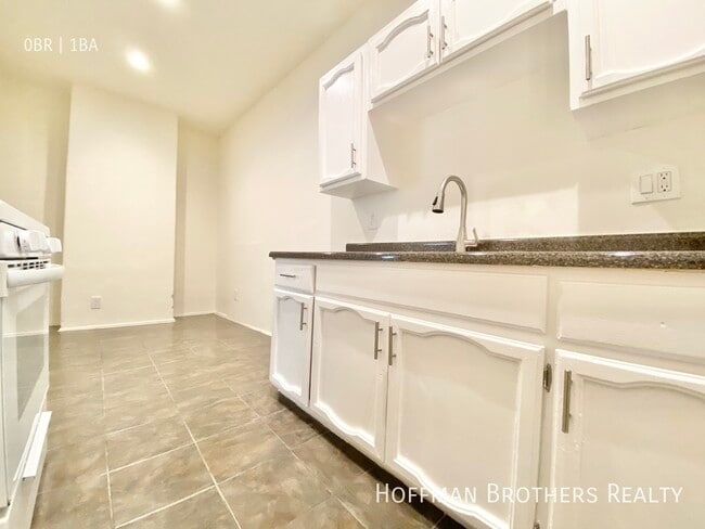 Photo - 1516 S Wilton Pl Unit 106