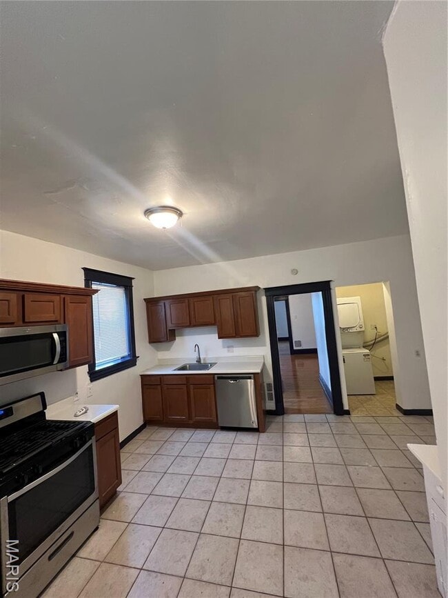 Building Photo - 3623 Virginia Ave Unit 2 Rental