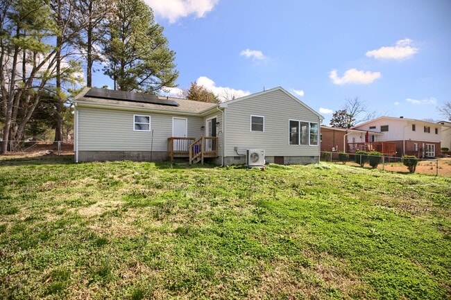 Photo - For more information, contact Sabrina at 757-767-0767