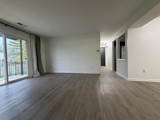 Photo - 5285 Portland St Unidad 204