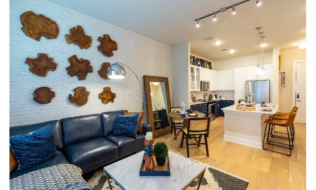 Photo - Up to 6 Weeks Free + Luxury Living Awaits! Unidad F19
