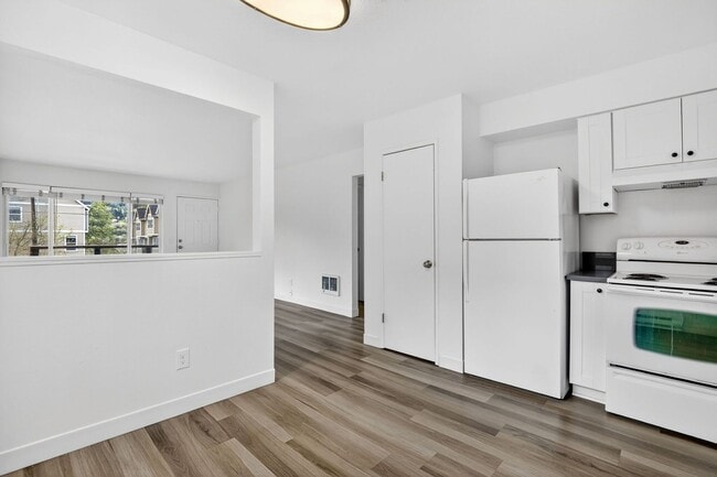 Bridgepointe Apartments