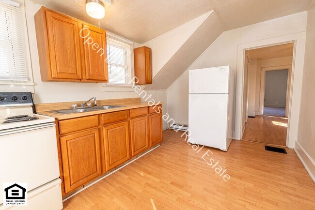 Photo - 608 Anderson Ave Unit 608 1/2 Anderson