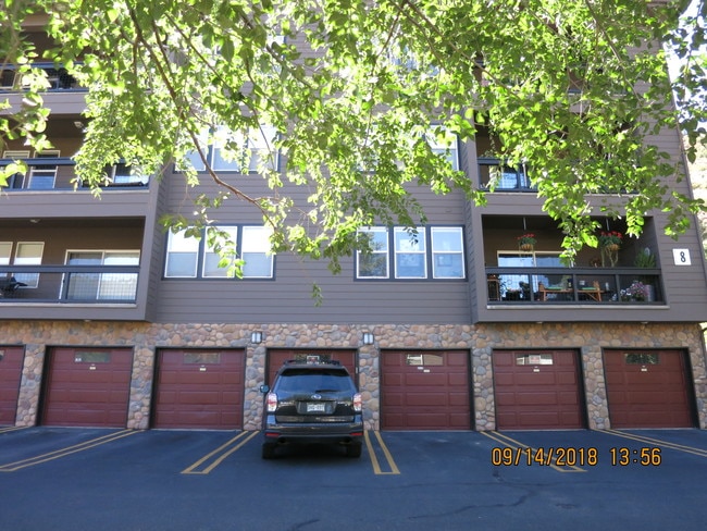 Building Photo - 2701 Midland Ave Unit 813