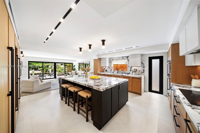 Photo - 1815 Fairhaven Pl
