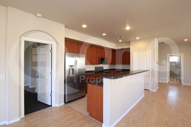 Photo - 705 W Queen Creek Rd