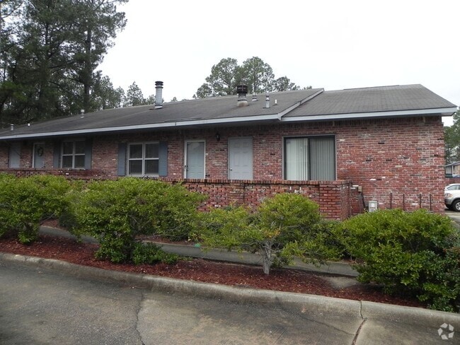 Building Photo - Northeast Columbus-Near Midland Commons Rental