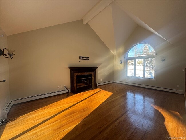 Photo - 28 Lakeview Dr