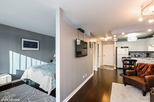 Photo - 211 E Ohio St Unit 1106