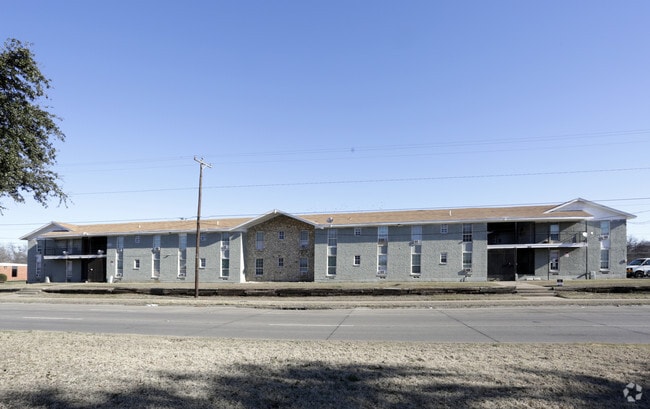 Building Photo - Hamilton Village