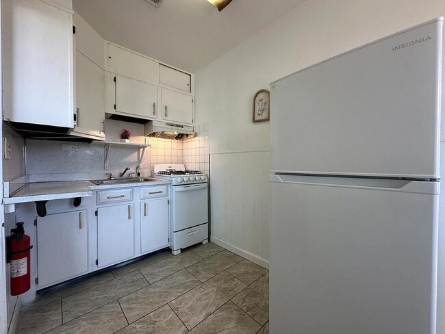 Photo - 6642 Frankford Ave Apartment