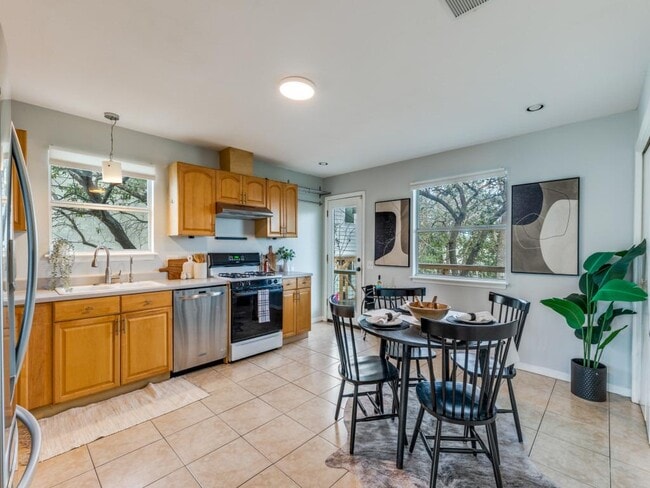 Photo - 1705 Adriane Dr