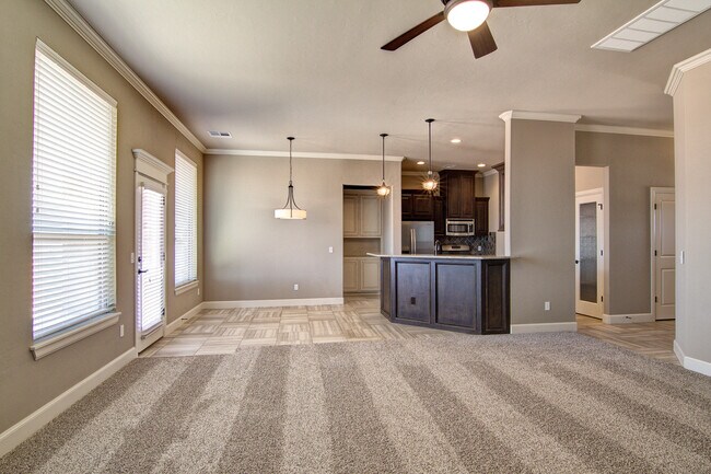 Photo - Beautiful Foster Signature Home in Great Location!
