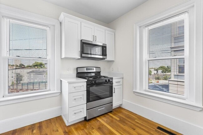 Photo - 301 Medford St Unit 1