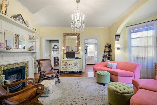 15 Ayrault St Unit 1