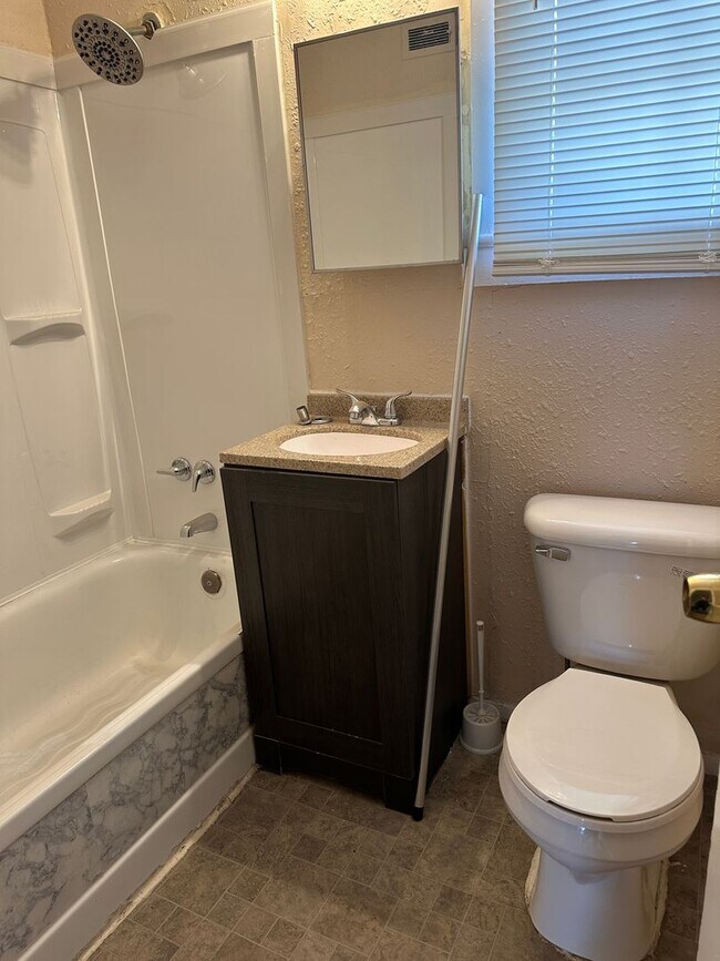 Photo - 45 Riley Manor Cir