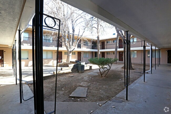 Photo - La Plata Manor