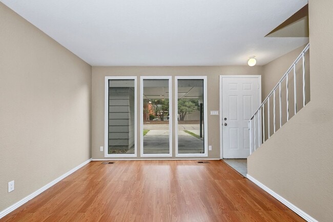 Photo - 2bed, 1.5 bath Duplex with Covered Carport & Fenced Yard! Unit 6465