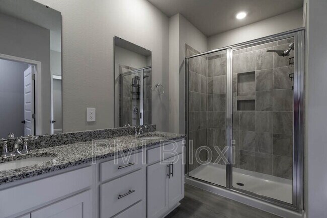 Photo - 84 Saltmeadow Cir