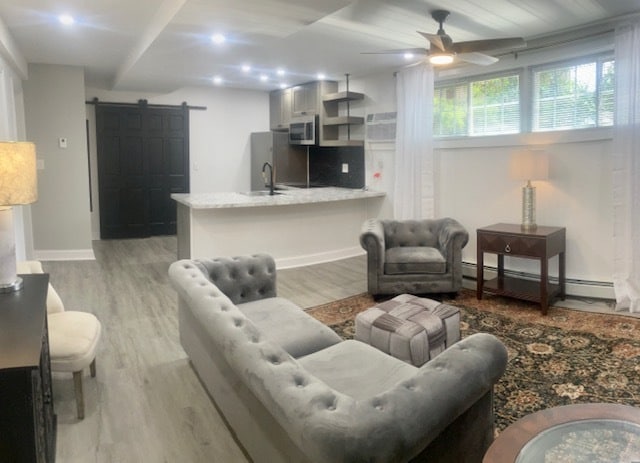 Building Photo - 105 N Willow St