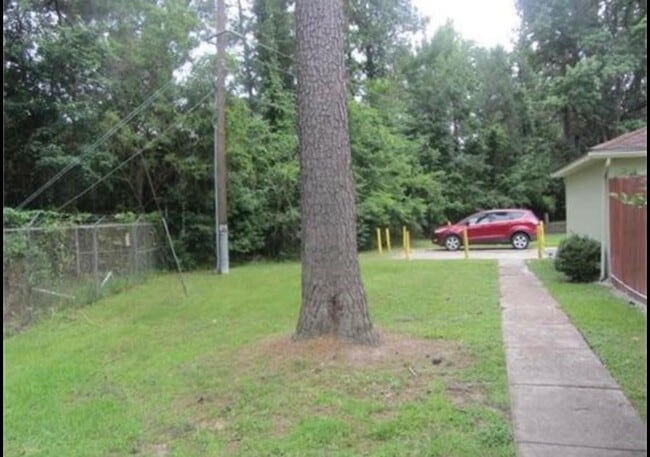 Building Photo - 12330 Wild Pine Dr Unit A