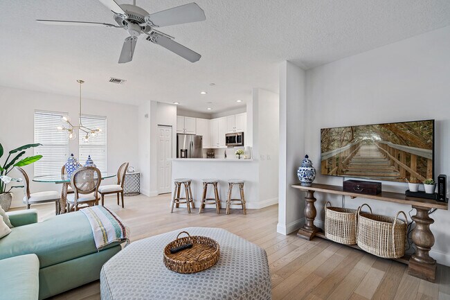 Photo - 114 Evergrene Pkwy