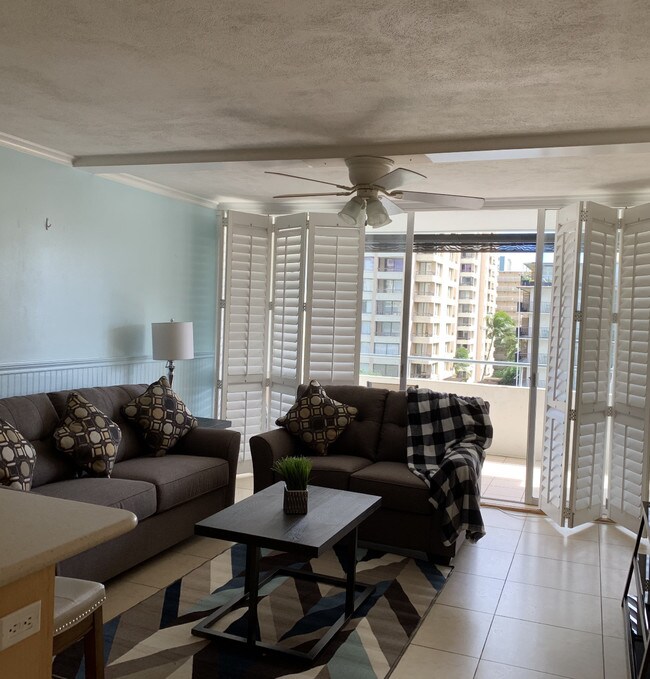 Photo - 430 Kaiolu St Unit 806