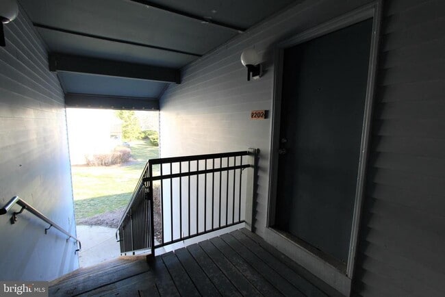 Photo - 2202 Aspen Dr