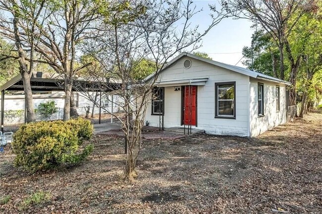 Photo - 2707 Cliff St