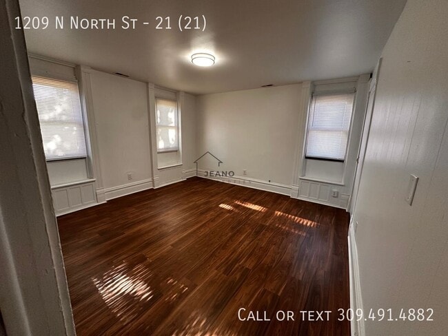 1209 North North Street Unit 21 (21)