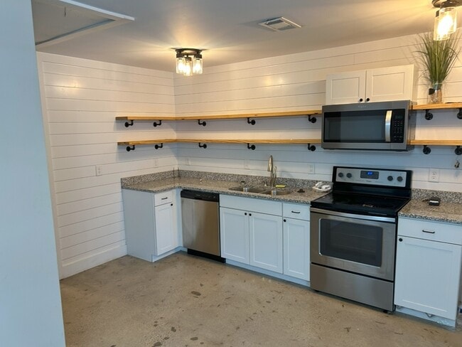 Building Photo - McVay Street Apartments