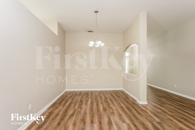 Photo - 932 Tavernier Cir NE